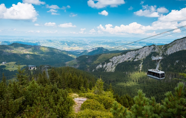 KASPROWY WIERCH - NAJPOPULARNIEJSZA G&Oacute;RA W POLSCE